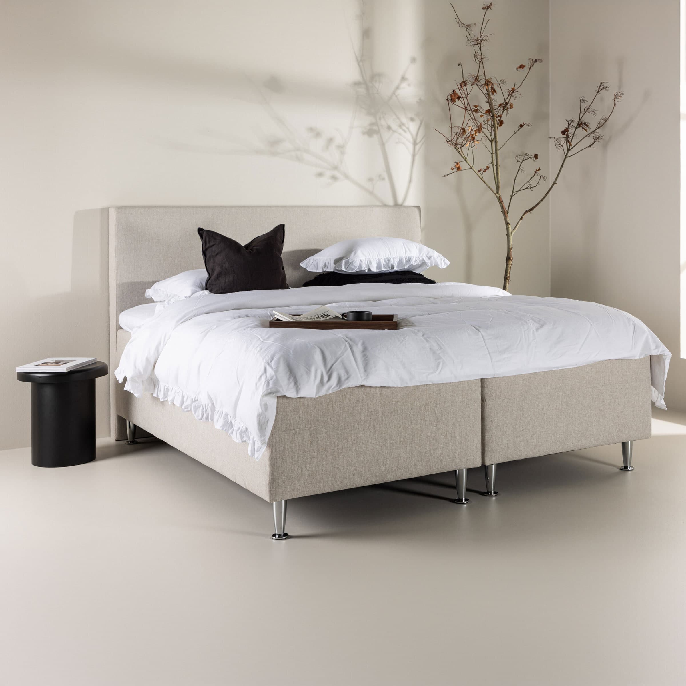Nohr Bed 'Flecia' 180 x 200cm, kleur Beige