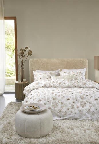 Rivièra Maison Riviera Maison Dekbedovertrek Flowing Flowers - Zand 240x200/220 cm