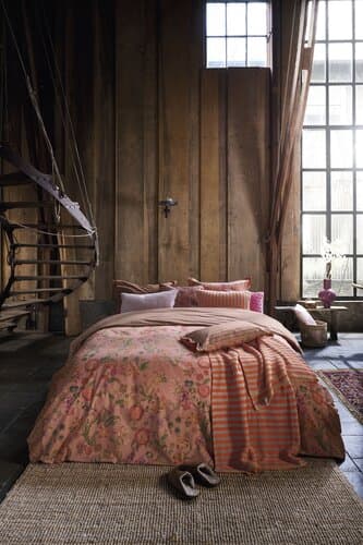 Pip Studio Pip Studio Dekbedovertrek Coco Flower Koraal 200x200/220 cm
