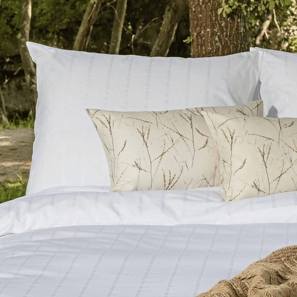 Dommelin Dekbedovertrek Ajour Wit