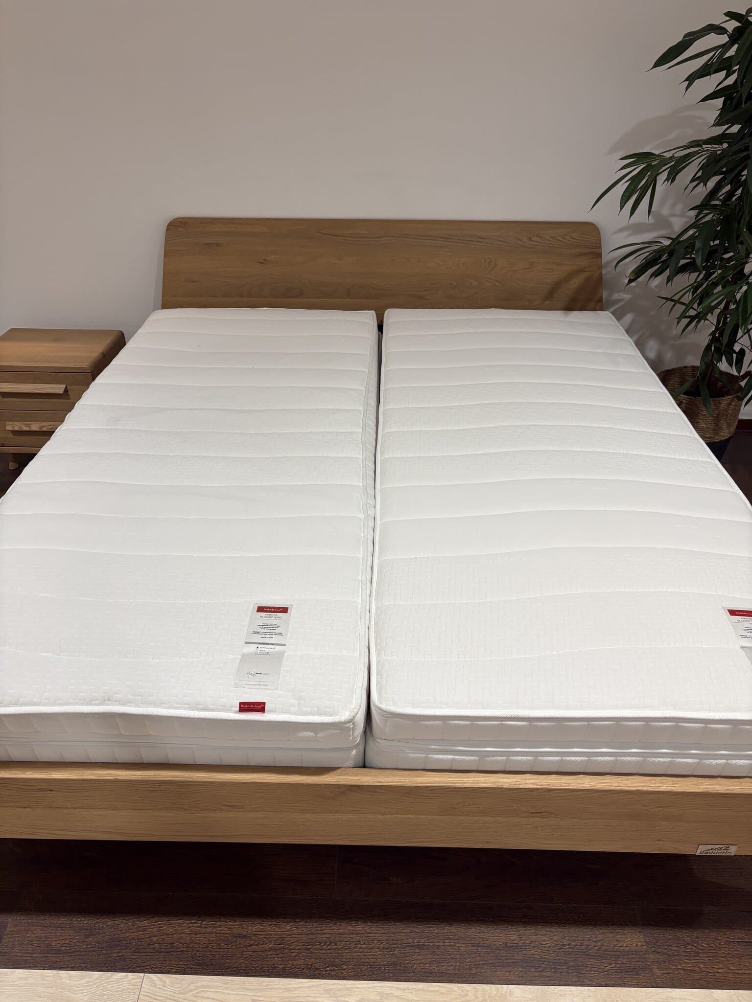 Ledikant Hasena Oak Line Bianco 180x210 SHOWMODEL