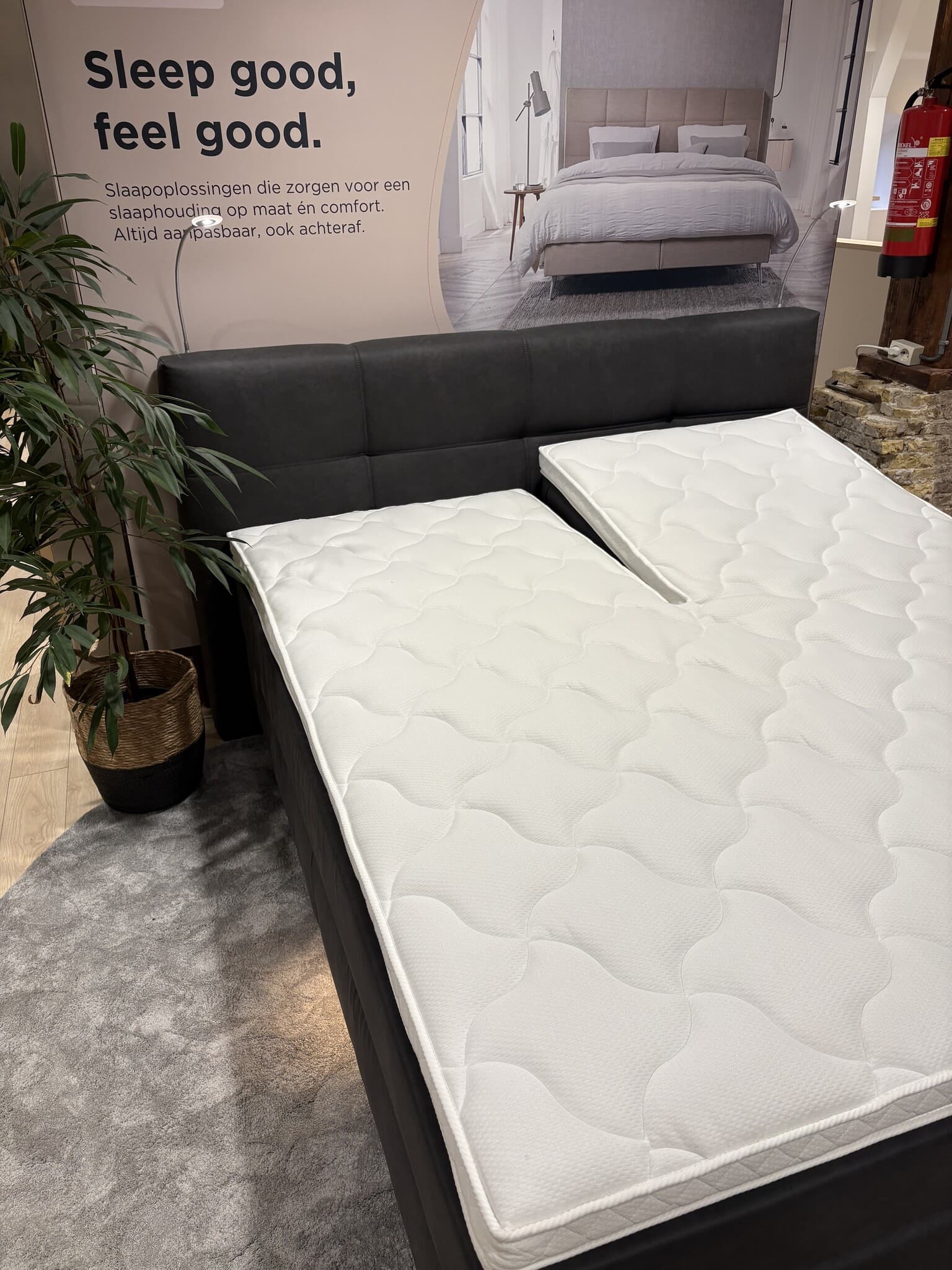 Avek Ninety 180x210 cm Boxspring elektrisch Showmodel