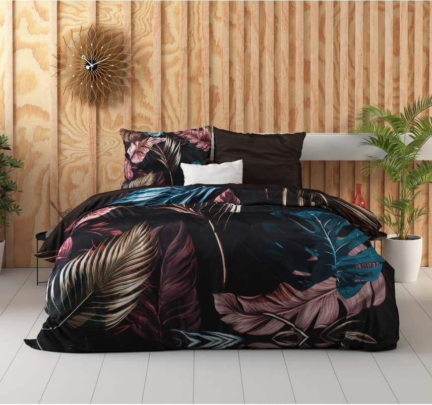 Botanical Dreams Isabella Black