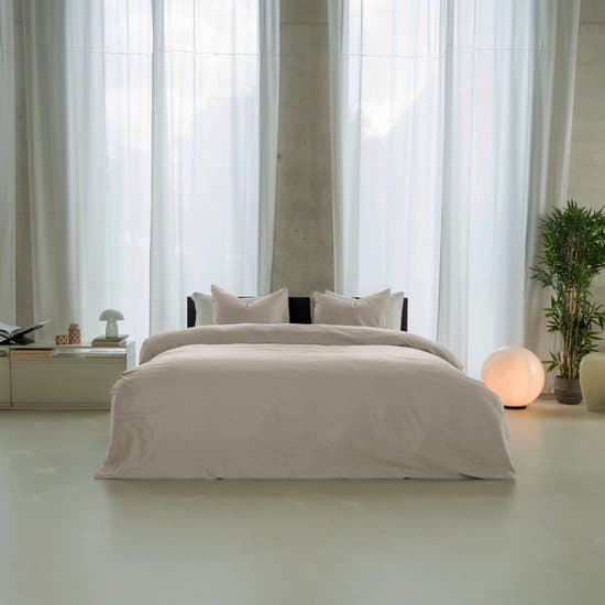 Kayori Saya Dekbedovertrek Katoensatijn - 200x200-220 + 2 slopen - Tweepersoons - Biologisch Katoen - Beige