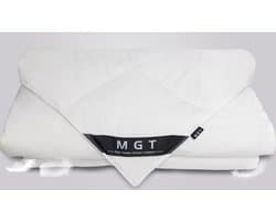 Ganzendons dekbed 200 x 140 -  4-seizoenen dekbed - hypo allergeen - 2 dekens - warmteklasse 1, 2, 3 & 4