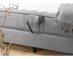 Elektrische boxspringset Adriana - 200x200 cm - Zilver