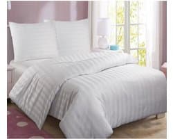 Hotel Dekbedovertrekkenset 200x220 - Luxe Satijn 27 mm Streep CVC - Inclusief 2 Slopen 65x90 cm - Strijkvrij & Onderhoudsvriendelijk