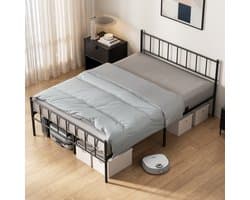 Auralum® Metalen Bed 140x190 cm - Met Met Hoofd- & Voeteneinde - Extra Stevig - Anti Slip - Grote Opbergruimte - Eenvoudig te Monteren - Lattenbodem - IJzeren Bed - Zwart