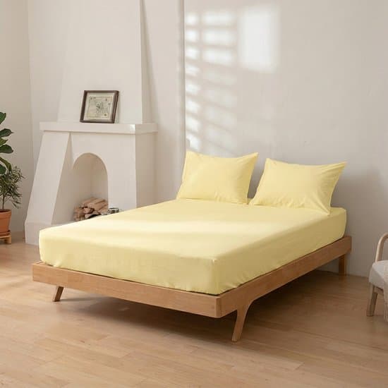 Dreamers Den - Hoeslaken - 100% Katoen Percaline - Katoen - Licht Geel - 180x200 cm - 28cm Hoekhoogte