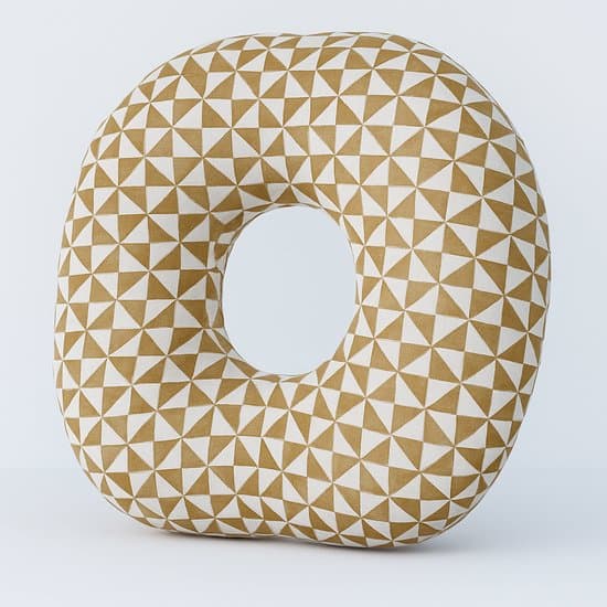 Magnico® Piercing Kussen - Donut kussen - Bruin-Wit - Comfortabel - Kussen met gat - Ringkussen - Oor - Oorkussen - Bevordert betere genezing – Hoogwaardig materiaal - Pasen - Moederdag - Cadeau