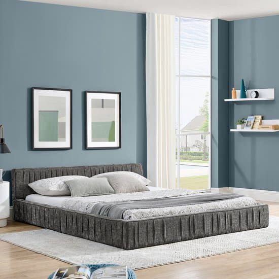 Wishdor - Tweepersoonsbed 160x200 Cm - Chenille Bekleding Met Plooien - Eucalyptushout En IJzeren Frame - Donkergrijs