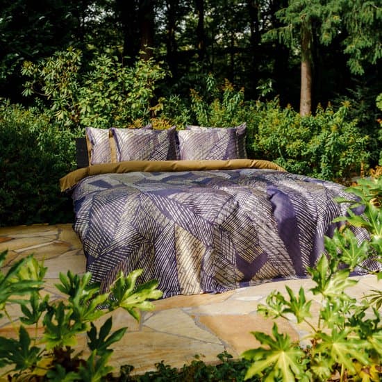 Kayori Kymani Dekbedovertrek Egyptisch Satijn - 260x200-220 + 2 slopen - Lits-jumeaux 100% Egyptisch Katoensatijn - Goud