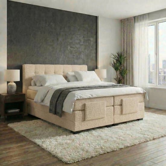 Mörgenn Elektrische Boxspring LUXA - Luxe Splittopper - Pocketvering - Teddy Beige - 200x200 cm - Inclusief Montage + Dekbed en Kussens