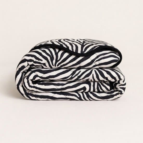 YNOT Dreambed Signature - Mat Satijn Tiger Black Silver - 140x220 - Eenpersoonsdekbed - Dekbed Zonder Overtrek - Dreambed Signature - Wasbaar Hoesloos Dekbed - 30 dagen proefslapen - Dekbed met vaste overtrek