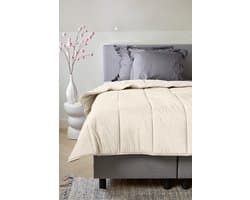 Dreamers Den - Lazy Dekbed - Streep - Dekbed zonder overtrek - Wasbaar dekbed zonder dekbedovertrek - Wasbaar - Dekbed met vaste overtrek - 140x200 cm - Creme