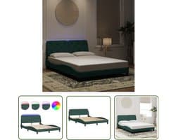 vidaXL Luxe Bed - Comfortabel Bed Frame - Bedframe met LED zonder matras fluweel donkergroen 140x200 cm - Fluweel Bed - Led Bed - Dark Green Bed