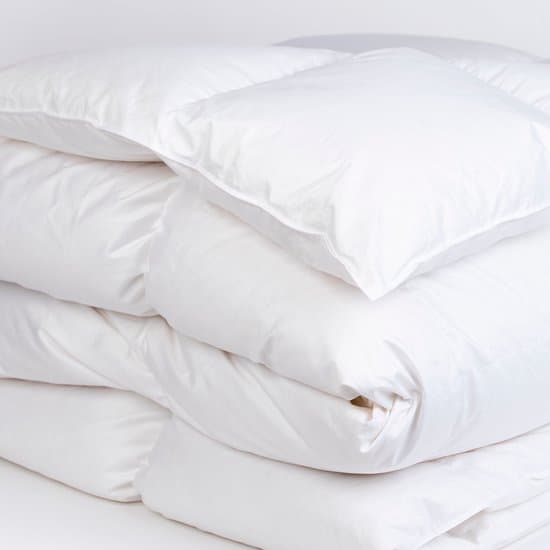 Nordic Paradise- Royal Donzen Dekbed - 90% Poolse Ganzendons - Hoog Volume - 200x200 cm - Extra Warm - Winter