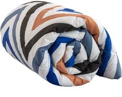 Hoesloos Dekbed - 240x200cm – Wasbaar, Ademend en Zacht – Gekleurde Pijlen