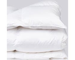 Nordic Paradise- Premium Luxe Donzen Dekbed - 100% Pure Eendendons - Hoog Volume - 200x200 cm - Extra Warm - Winter