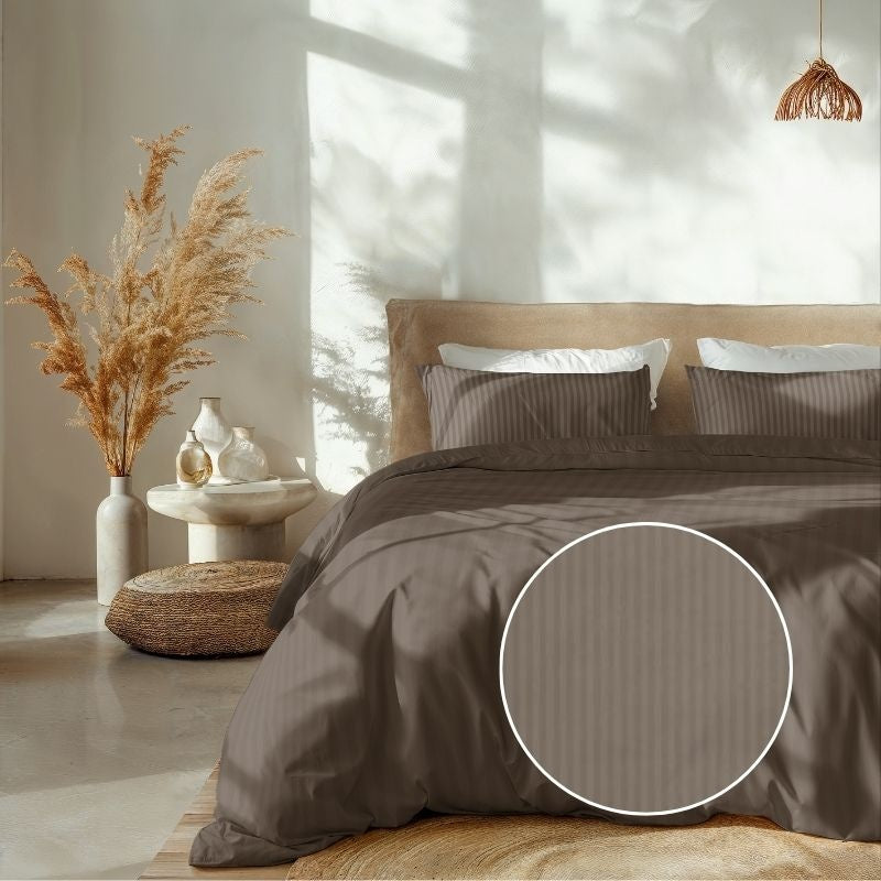 Dekbedovertrek Katoen Satijn Banda Taupe LitsJumeaux XL (260x200 Cm) Taupe Katoen Satijn Strepen Heckett Lane - Overtrek - 260x200 Cm - Dekbed-Discounter.nl