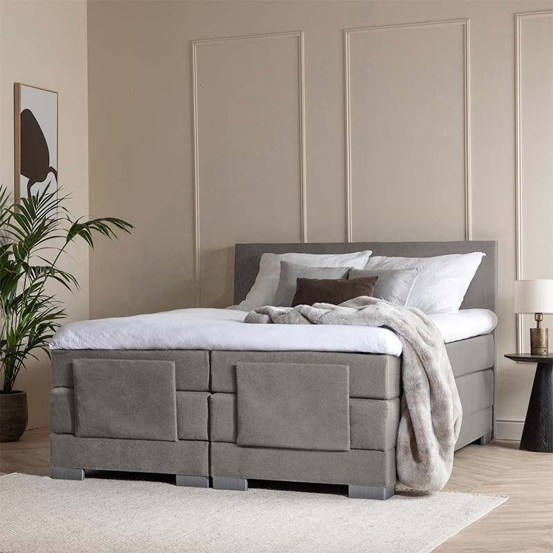 Elektrisch Verstelbare 2-Persoons Elektrische Boxspring Julia - Grijs 140x210 Cm - Pocketvering - Inclusief Topper - Dekbed-Discounter.nl