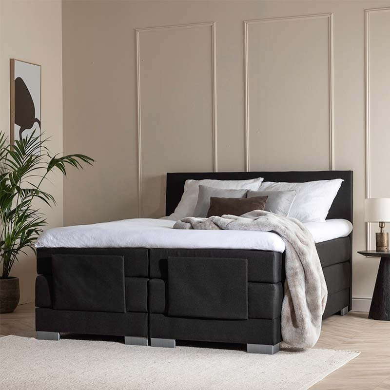 Elektrisch Verstelbare 2-Persoons Elektrische Boxspring Julia - Zwart - Zwart 140x210 Cm - Pocketvering - Inclusief Topper - Dekbed-Discounter.nl
